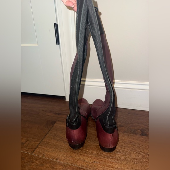 Isaac Mizrahi Burgundy Heeled Boots - Picture 6 of 6